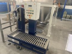 油漆涂料灌裝機機械化的灌裝對比人工灌裝
